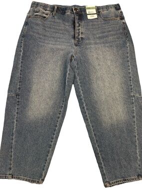 Terra & Sky NWT Size: 20W Women’s Washed Blue Barrel Jeans
